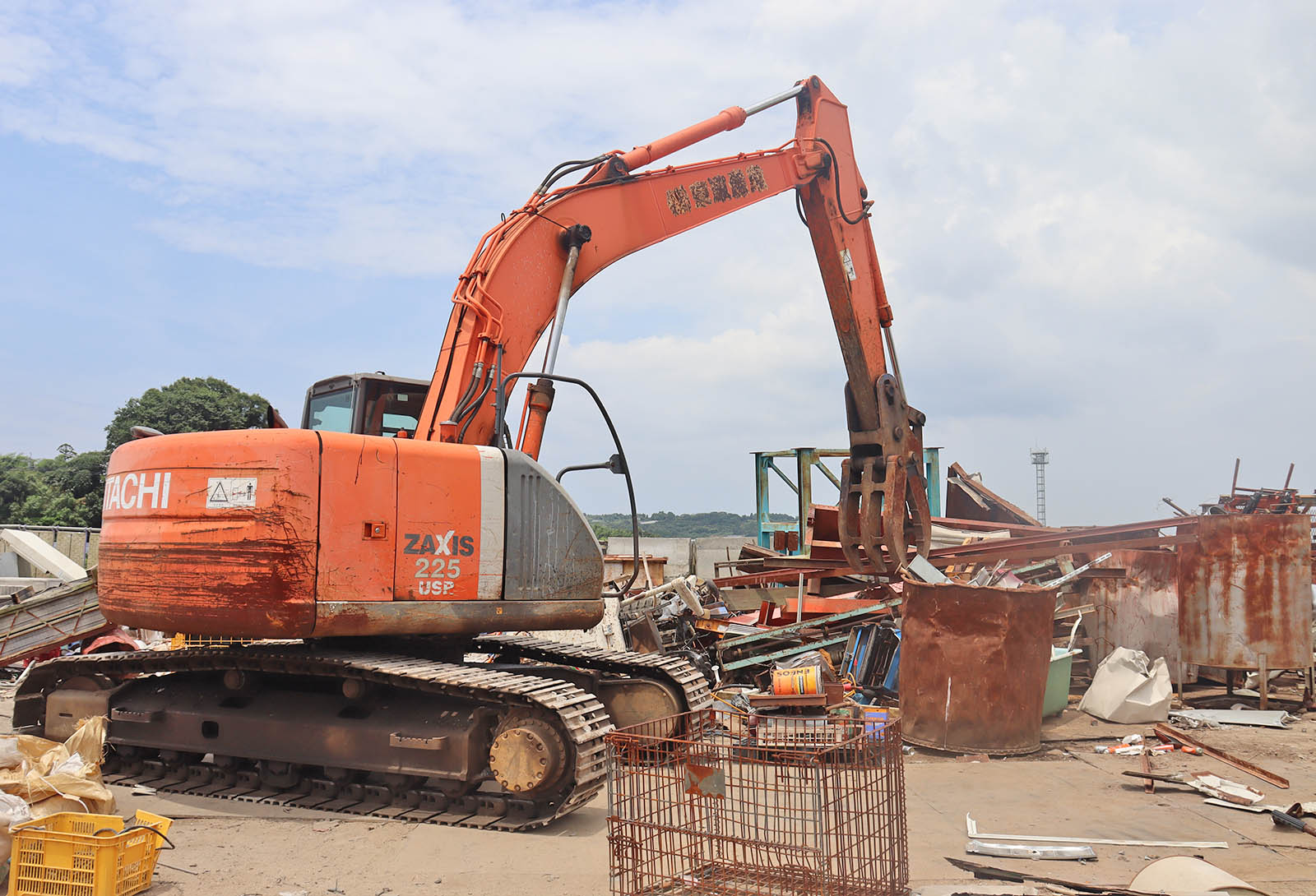 鉄スクラップから車両農機具まで高額で買取！画像